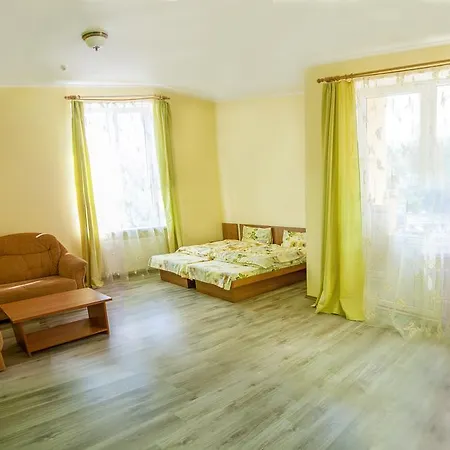 Uzlissya 3*